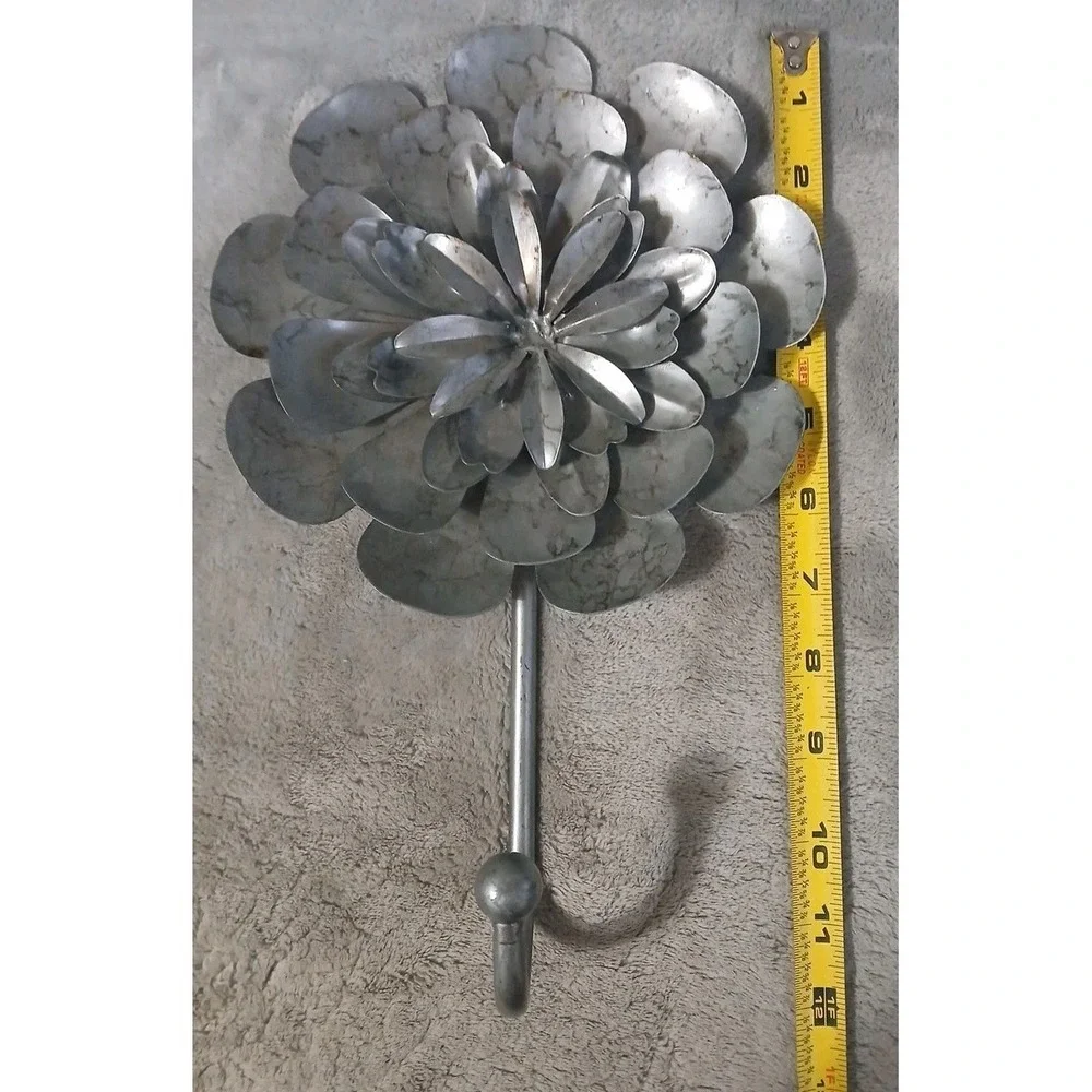 Metal Flower Wall Hook Hanger Coat Robe Towel Hat Floral‎ 3D Art Design READ